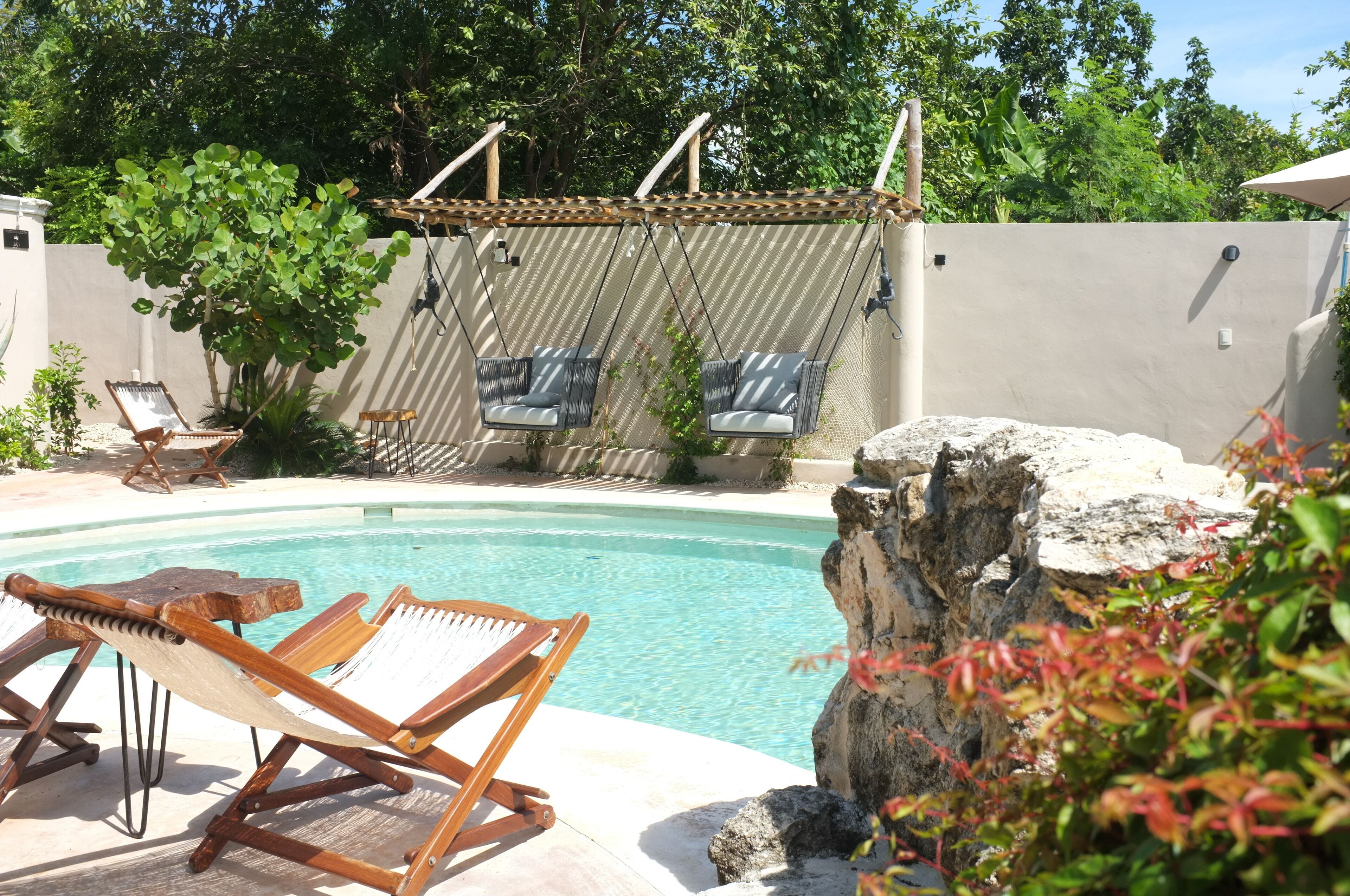 Outdoor pool, open 8:00 AM to 9:00 PM, pool umbrellas, sun loungers