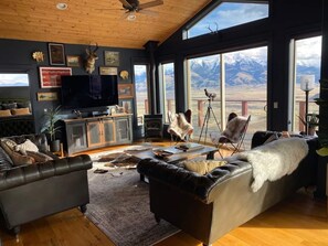 Smart TV, fireplace, video games, offices