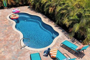 Luokittelematon kuva, 3 kautta 35, painike