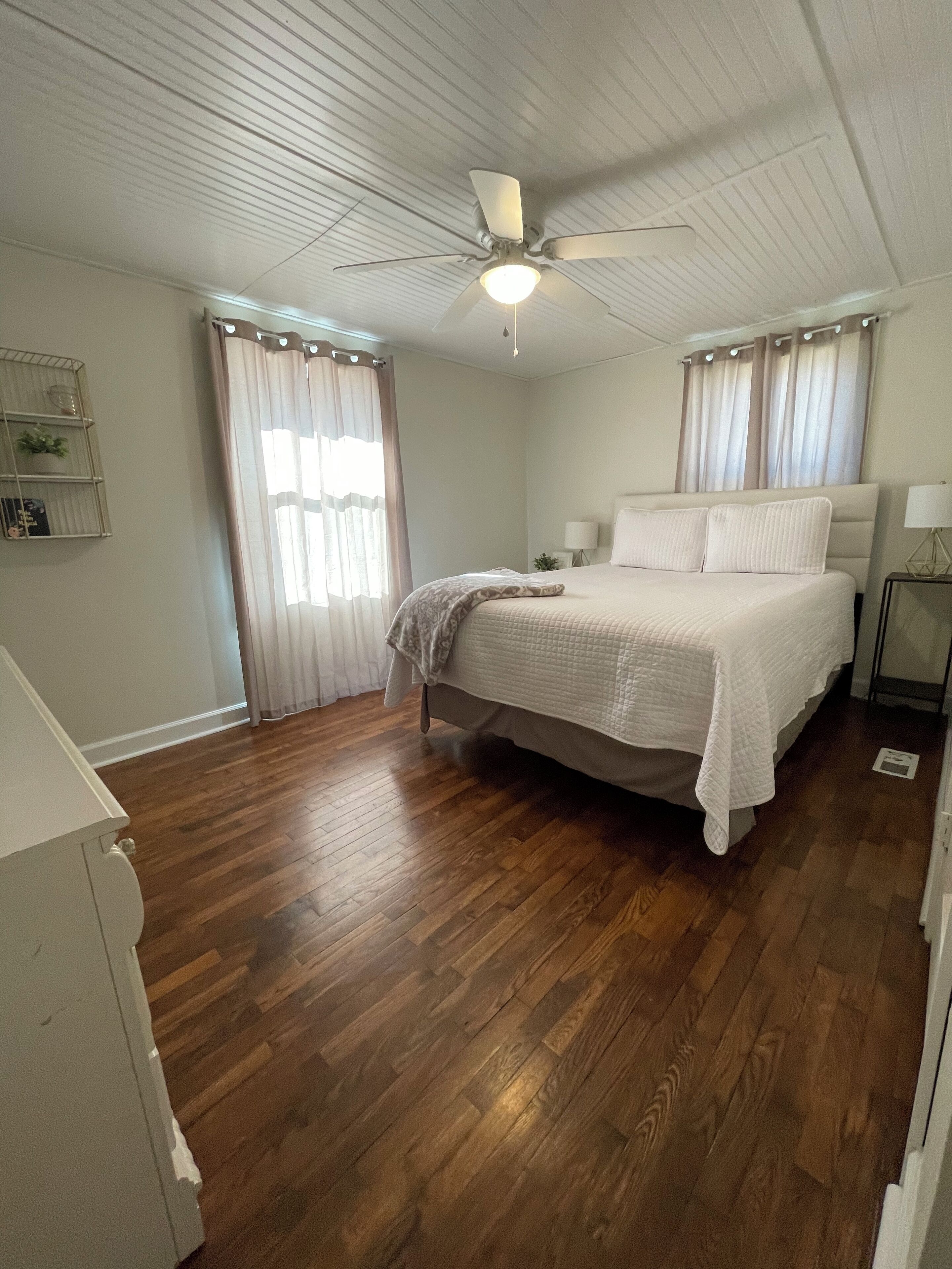 3 Schlafzimmer, Bügeleisen/Bügelbrett, WLAN, Bettwäsche