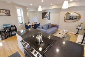 Interior - Luxury Flat Walk To Capitol! (Washington)