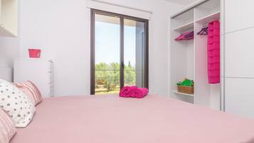 4 chambres, fer et planche Ă repasser, Wi-Fi gratuit, draps fournis