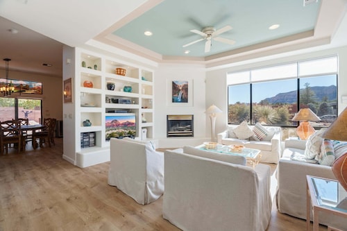 Indian Cliffs Retreat | Red Rock Views, Pool, Game Room & Rooftop Decks