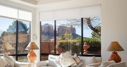 Indian Cliffs Retreat ~ 3 Bed 2 Bath With Pool/Jacuzzi And Red Rock Views