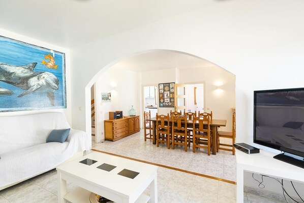 TV - Ref. CAMÓS: House with private pool at only 250m of the beach! (L'Escala)