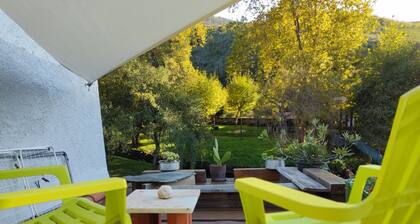 Sandomil Riverbeach Tiny House