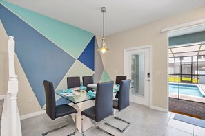 Dining - Beautiful Townhome on Prestigious Windsor Island Resort Orlando Townhome 5504 (Orlando)