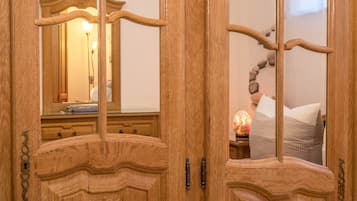 1 chambre, accès au Wi-Fi (inclus), literie fournie