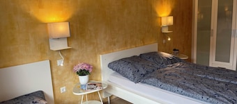 Apartment Promedklinik 1 near the River Main with with offer of wellness massages on site