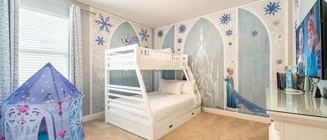 8 Schlafzimmer, Bügeleisen/Bügelbrett, WLAN, Bettwäsche
