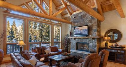 Spruce Splendor-Easy Ski Access-Private Hot Tub