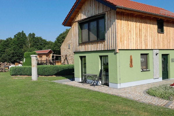 Südansicht im Sommer