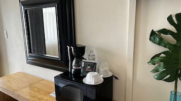 Desk, laptop workspace, free WiFi, bed sheets