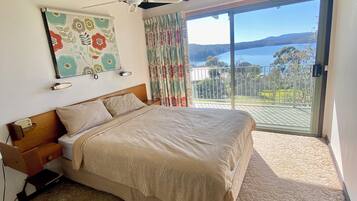4 bedrooms