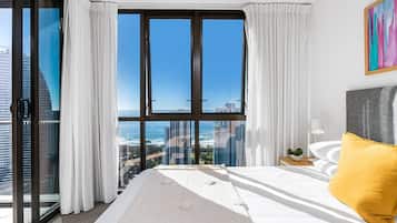 2 habitaciones, tabla de planchar con plancha, cuna de viaje y wifi