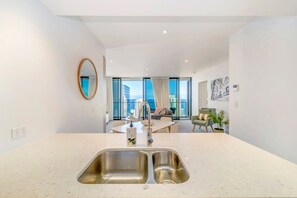 Interior - Modern 2BR Broadbeach - Ocean & Hinterland Views (Broadbeach)