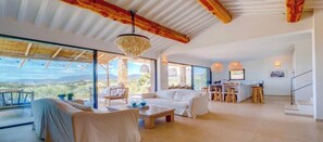 TV connectée, cheminée, imprimantes