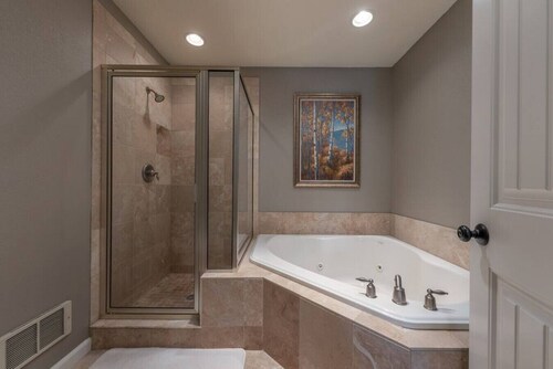 Woodland Townhome -Ski Hill Rd