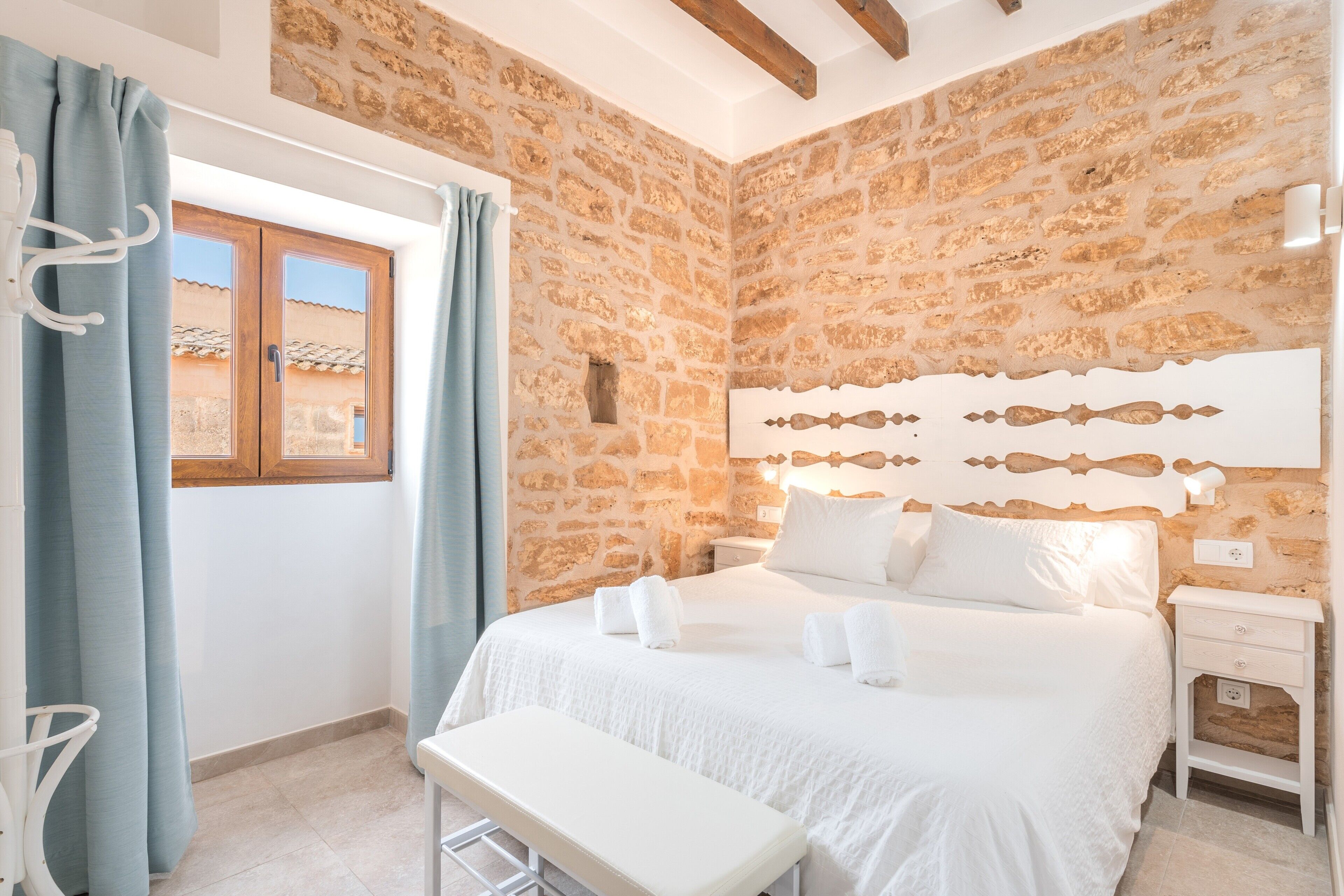 3 habitaciones, tabla de planchar con plancha y wifi gratis 