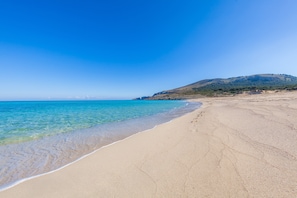 Beach nearby - Vacation Home Finca Can Sito with Mountain View, Pool, Wi-Fi, Garden & Terrace (Capdepera)
