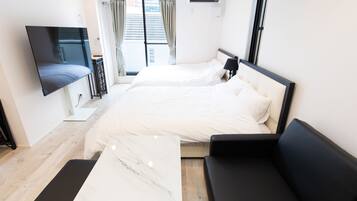 Economy Studio, Non Smoking | Desk, laptop workspace, free WiFi, bed sheets