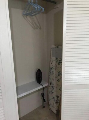 Interior - Silver Highland Suites (Atlanta)