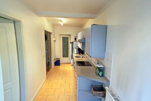 Køleskab, mikrobølgeovn, ovn, opvaskemaskine