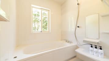 Cottage cơ bản | Bồn tắm ngâm