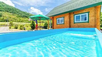 Seasonal outdoor pool