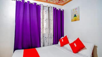 Free WiFi, bed sheets