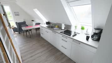 Réfrigérateur, lave-vaisselle, cafetiÚre/bouilloire