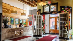 Lobby - Plum Guide - Boxed Art (Brooklyn)