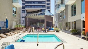 Alberca al aire libre