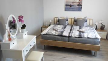 2 Schlafzimmer, Reisekinderbett, WLAN