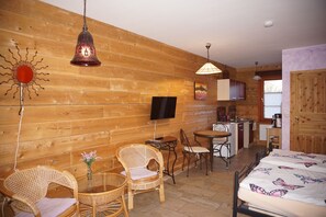 1 bedroom, WiFi, bed sheets