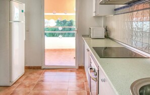 Frigorífic, forn, placa de cuina i rentaplats