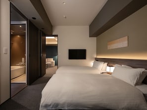 2 bedrooms, in-room safe, blackout curtains, free cots/infant beds