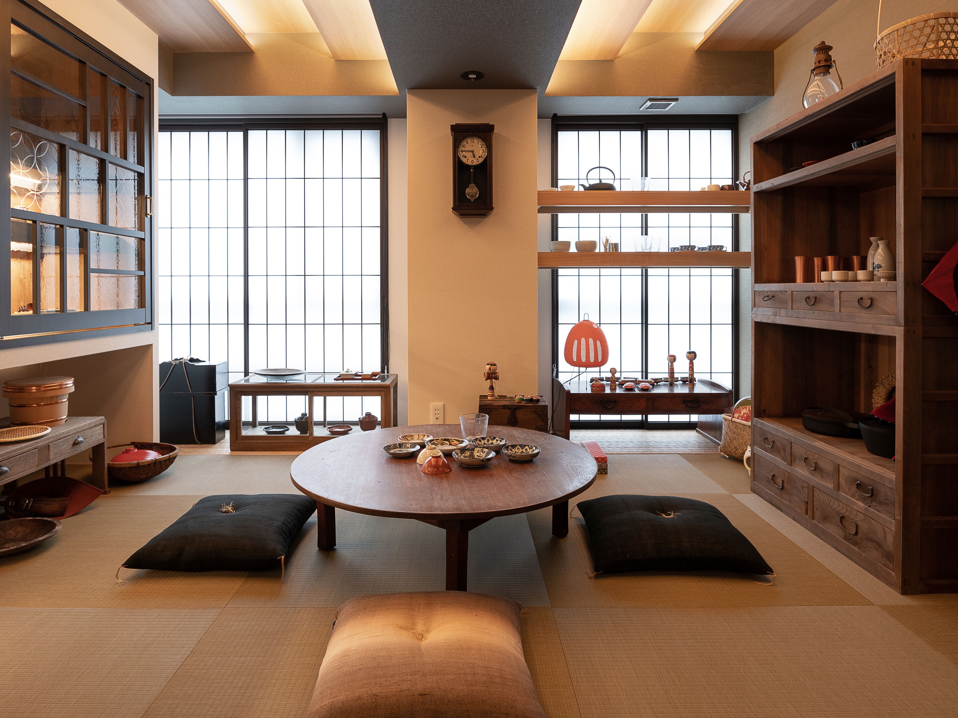 Premium 2-Bedroom Suite for 4 Non Smoking | Living area | 32-inch Smart TV with cable channels