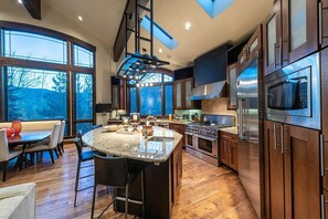 微波爐、洗碗機