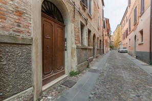 Esterni