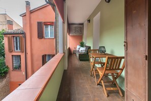 Outdoor dining - Ferrara Centro Apartment x3 (Ferrara)