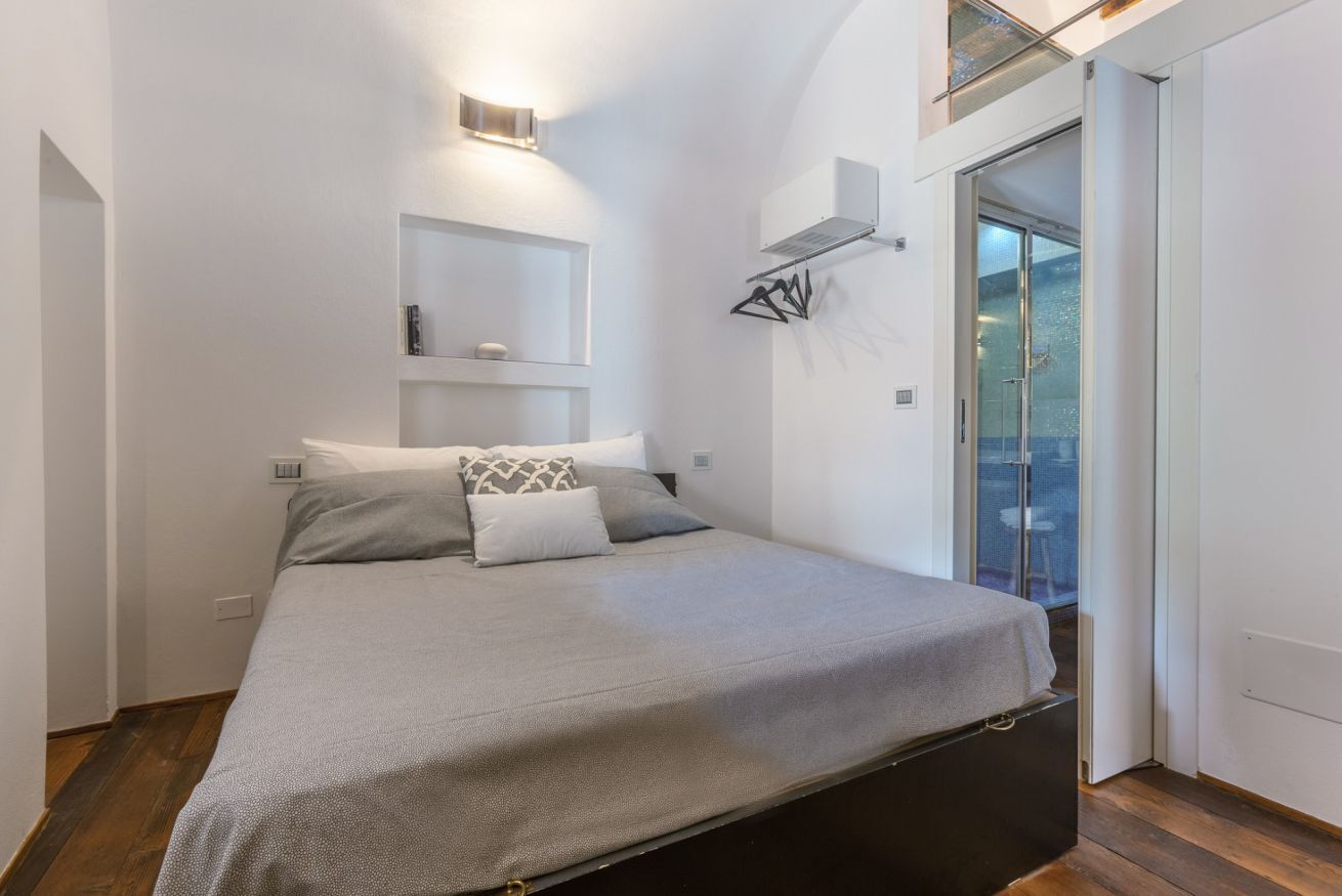 1 bedroom, iron/ironing board, internet