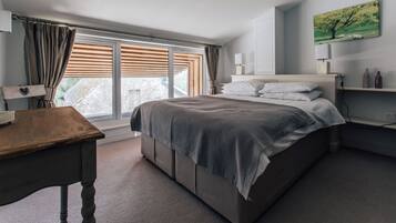 4 bilik tidur, seterika/papan seterika