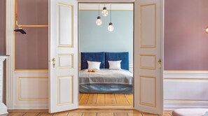 2 bedrooms, iron/ironing board - Plum Guide - A Royal Affair (Copenhagen)