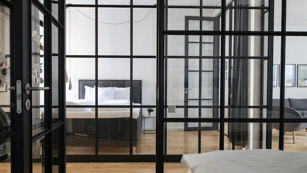 4 slaapkamers, een strijkplank/strijkijzer