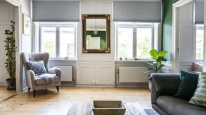 TV - Plum Guide - Danish Geography (Copenhagen)