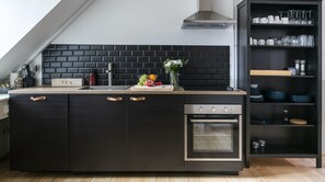 Mikrovågsugn och diskmaskin