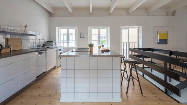 Private kitchen - Plum Guide - Timber House (Copenhagen)