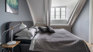 2 Schlafzimmer, Bügeleisen/Bügelbrett