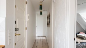 Interior - Plum Guide - Ostrich in the Eaves (Copenhagen)